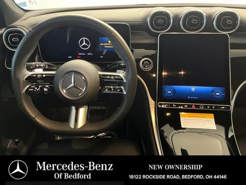 Used 2026 Mercedes-Benz GLC 300 4MATIC image 23