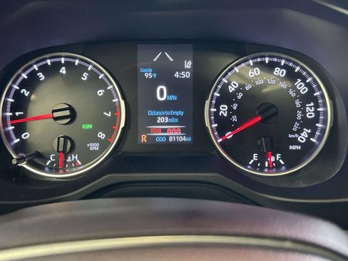 Used 2022 Toyota RAV4 XLE Premium FWD image 29