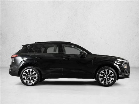 New 2026 Audi Q3 quattro 2.0T AWD/4WD image 4