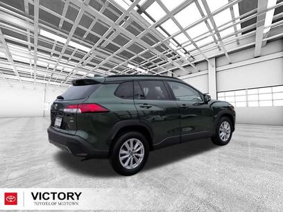 Used 2023 Toyota Corolla Cross LE w/ Moonroof Package
