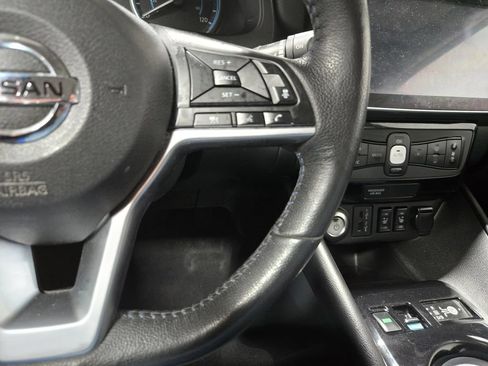 Used 2020 Nissan Leaf SV Plus w/ SV All Weather Package FWD image 14