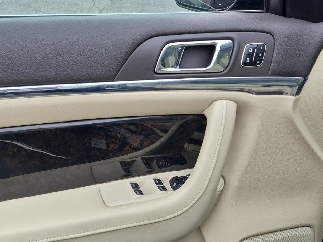 Used 2013 Lincoln MKS FWD image 10