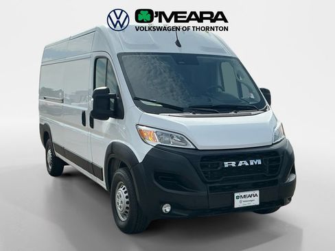 Used 2025 RAM ProMaster 2500 w/ Convenience Group FWD image 7