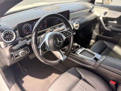 Used 2025 Mercedes-Benz CLA 250 4MATIC image 19