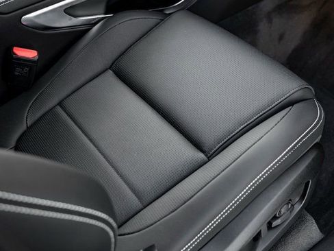 New 2026 Jaguar F-PACE R-Dynamic S image 28