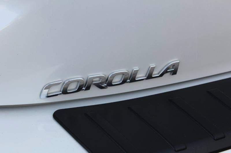 Used 2021 Toyota Corolla SE FWD image 9