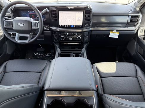 New 2026 Ford F350 Lariat w/ FX4 Off-Road Package image 31