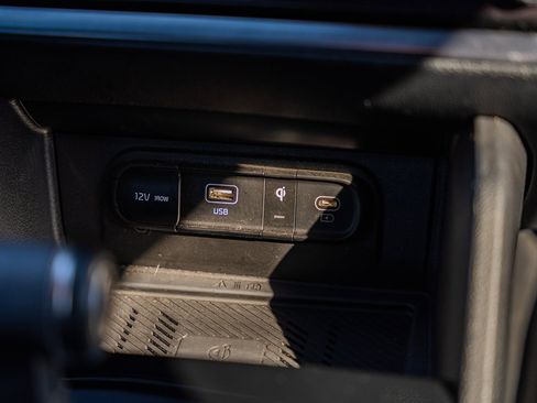 Used 2025 Kia Sportage X-Line image 34