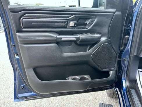 Used 2022 RAM 1500 Limited w/ Body Color Bumper Group AWD/4WD image 10