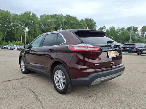 Certified 2023 Ford Edge SEL w/ Convenience Package AWD/4WD image 5