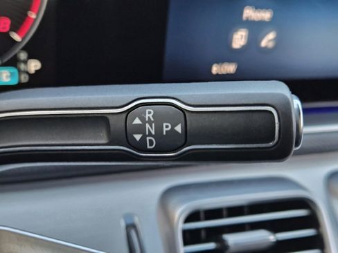 Used 2024 Mercedes-Benz GLE 350 4MATIC image 25