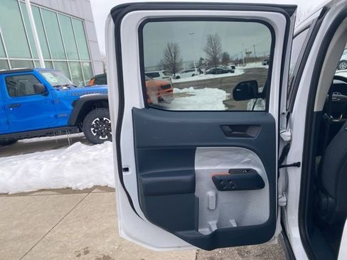 Used 2023 Ford Maverick XLT w/ Equipment Group 300A Standard image 21