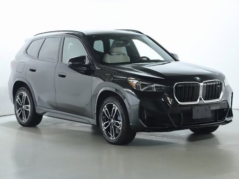 Certified 2024 BMW X1 M35i w/ Premium Package image 9