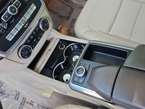 Used 2013 Mercedes-Benz ML 350 4MATIC image 22