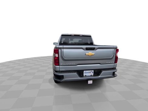 Used 2024 Chevrolet Silverado 1500 Custom image 7