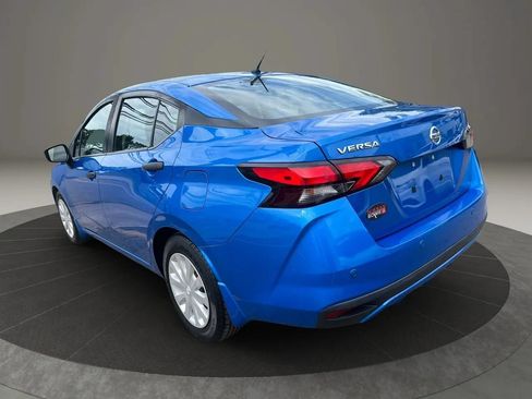 Used 2020 Nissan Versa S FWD image 7