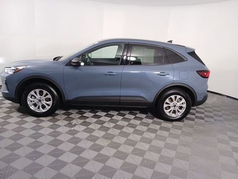 Used 2025 Ford Escape Active image 4