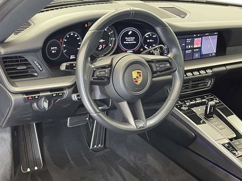 Used 2021 Porsche 911 Carrera RWD image 4