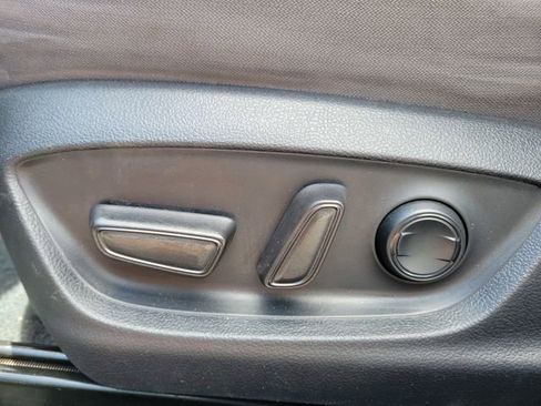 Used 2022 Toyota Camry LE FWD image 18