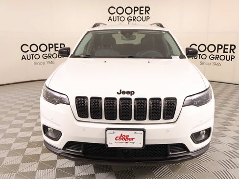 Used 2023 Jeep Cherokee Altitude Lux AWD/4WD image 10