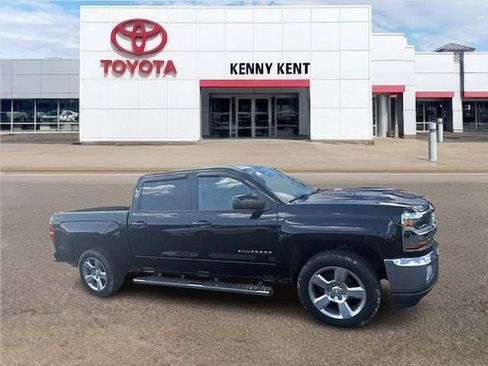 Used 2018 Chevrolet Silverado 1500 LT w/ All Star Edition AWD/4WD image 1