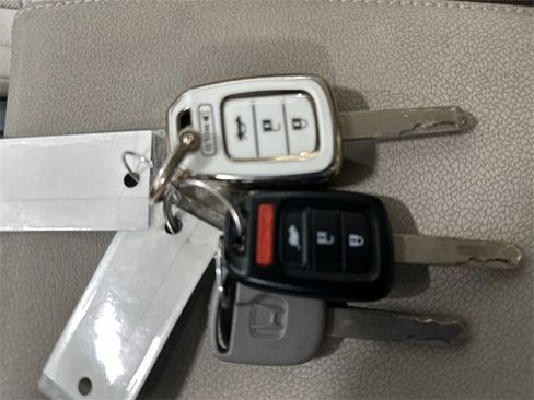 Certified 2020 Honda CR-V LX image 33