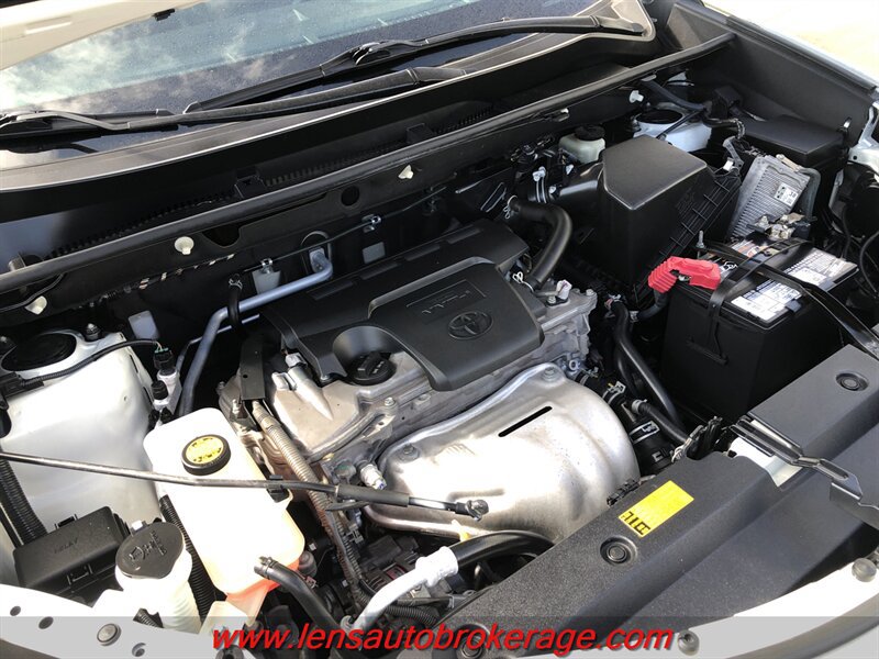 Used 2015 Toyota RAV4 Limited w/ Technology Package FWD image 24