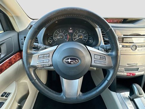 Used 2011 Subaru Outback 2.5i Limited w/ PWR Moonroof Pkg image 12