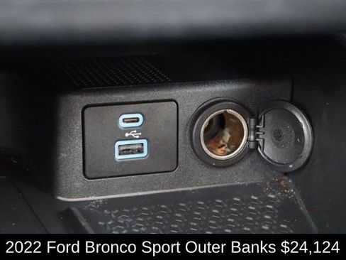 Used 2022 Ford Bronco Sport Outer Banks w/ Tech Package AWD/4WD image 29