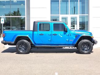 Used 2022 Jeep Gladiator Mojave w/ Trailer Tow Package AWD/4WD video 4
