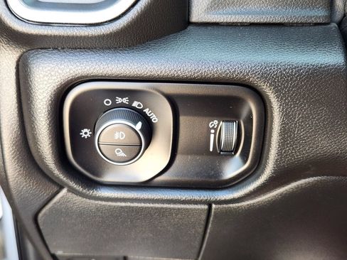 Used 2025 RAM 2500 Tradesman AWD/4WD image 26