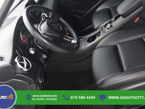 Used 2020 Mercedes-Benz GLA 250 image 9