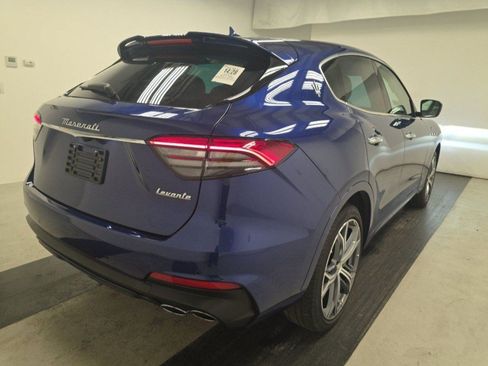 Used 2022 Maserati Levante GT AWD/4WD image 2