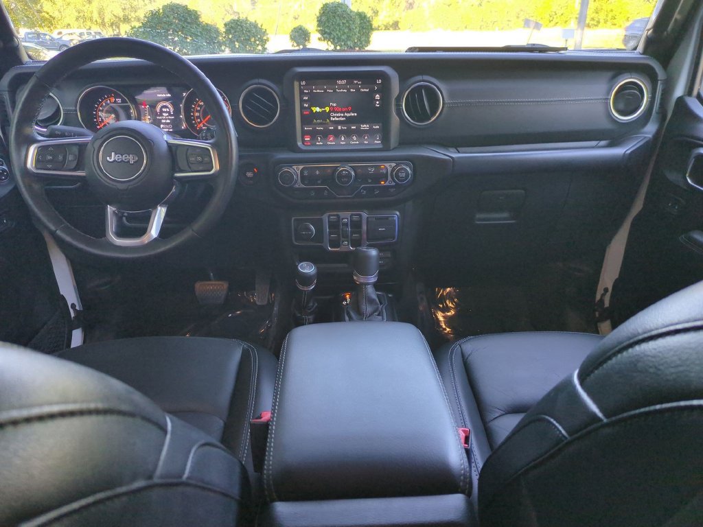 Used 2019 Jeep Wrangler Unlimited Sahara AWD/4WD image 31