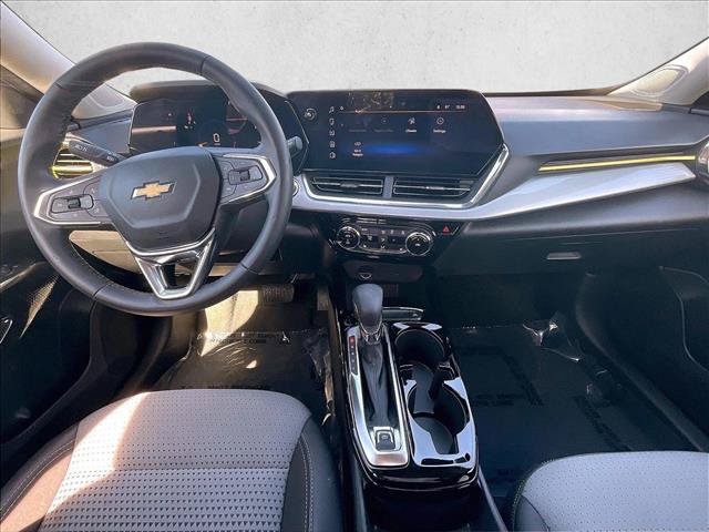 Used 2025 Chevrolet Trax LT w/ Driver Confidence Package FWD image 13