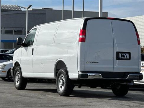 New 2025 Chevrolet Express 2500 w/ Driver Convenience Package image 6
