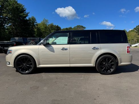 Used 2018 Ford Flex Limited w/ Limited Appearance Package image 2