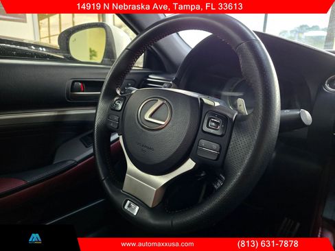 Used 2016 Lexus RC 200t RWD image 17
