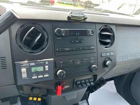 Used 2012 Ford F550 2WD Regular Cab Super Duty w/ PWR Equipment Group image 11