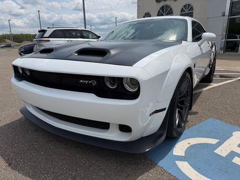 Used 2019 Dodge Challenger SRT Hellcat Redeye RWD image 10