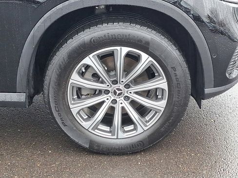 Certified 2025 Mercedes-Benz GLC 300 4MATIC image 8
