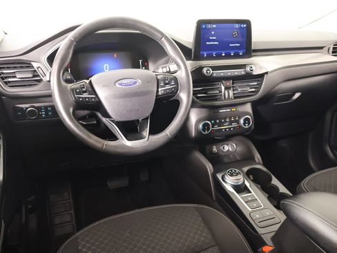 Used 2024 Ford Escape Active w/ Cold Weather Package FWD image 2