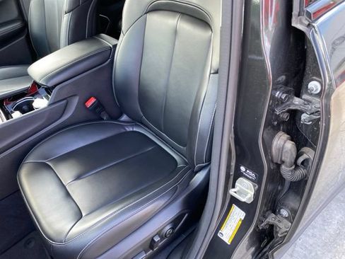 Used 2023 Jeep Grand Cherokee Limited AWD/4WD image 18