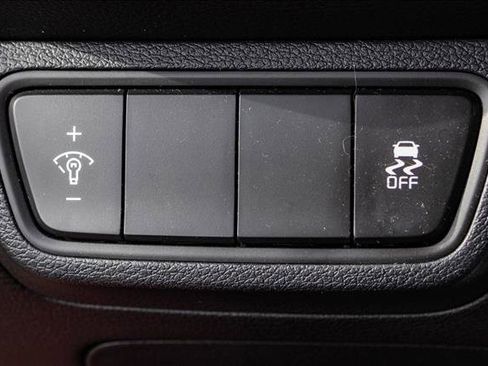 Used 2024 Kia Forte LXS image 13