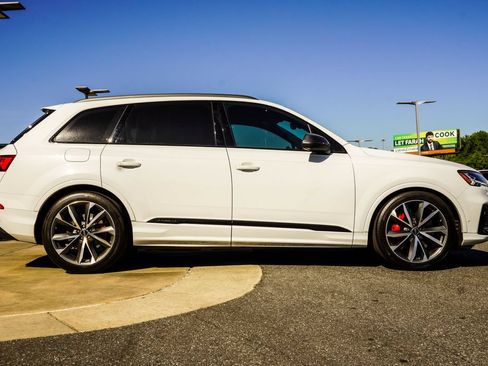 Used 2023 Audi SQ7 Prestige AWD/4WD image 7