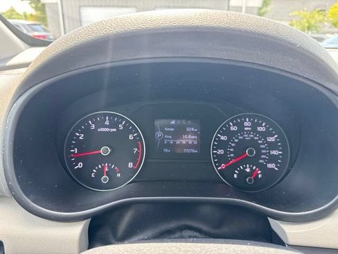 Used 2017 Kia Sportage LX w/ LX Popular Package FWD image 11