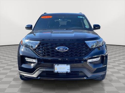 Used 2023 Ford Explorer ST-Line w/ Class IV Trailer Tow Package image 2
