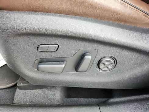 Used 2020 Kia Sorento SX image 21