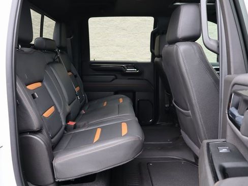 Used 2025 GMC Sierra 2500 AT4 w/ AT4 Premium Plus Package image 41