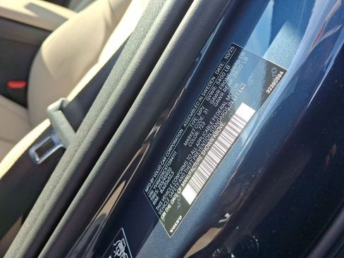 New 2026 Volvo XC60 B5 Plus w/ Protection Package Premier image 18